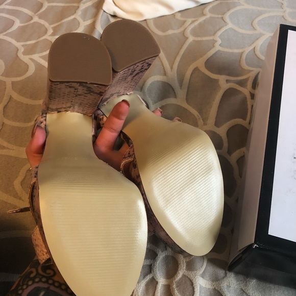 NIB Nine West platform heels - Picture 3 of 5